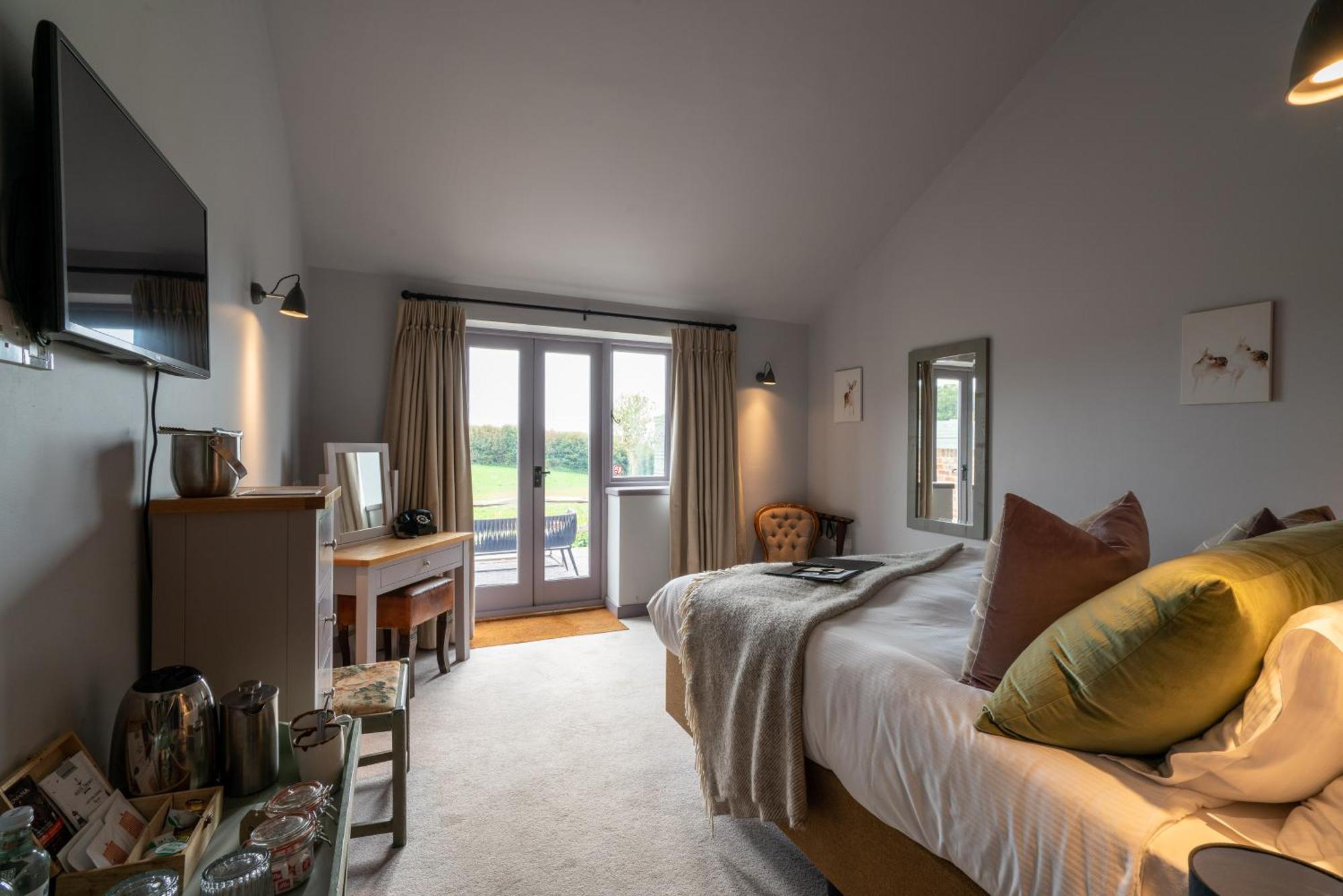 펫워스 The Welldiggers Arms B&B 외부 사진